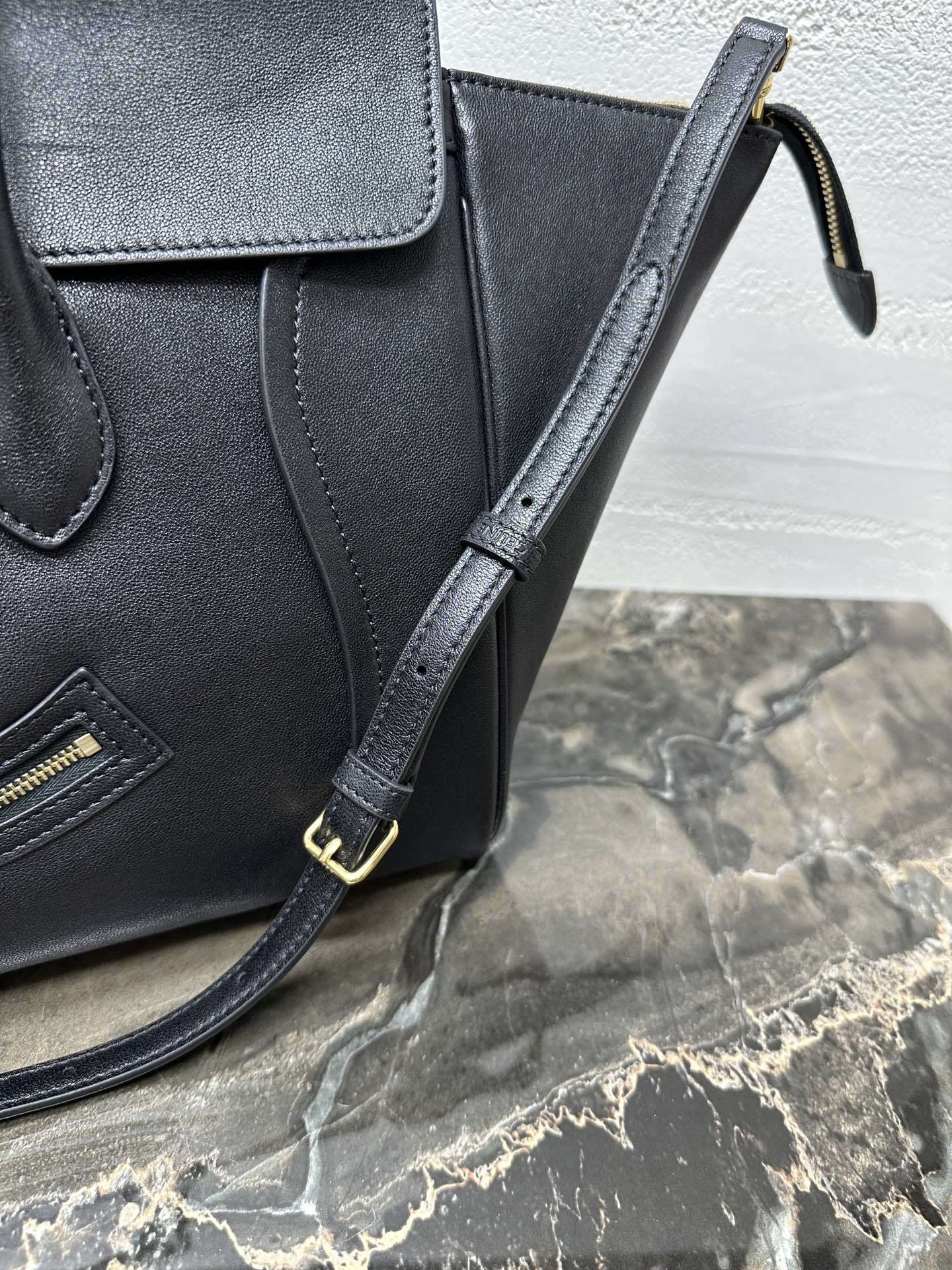 Phantom Luggage Luxury Travel Bag