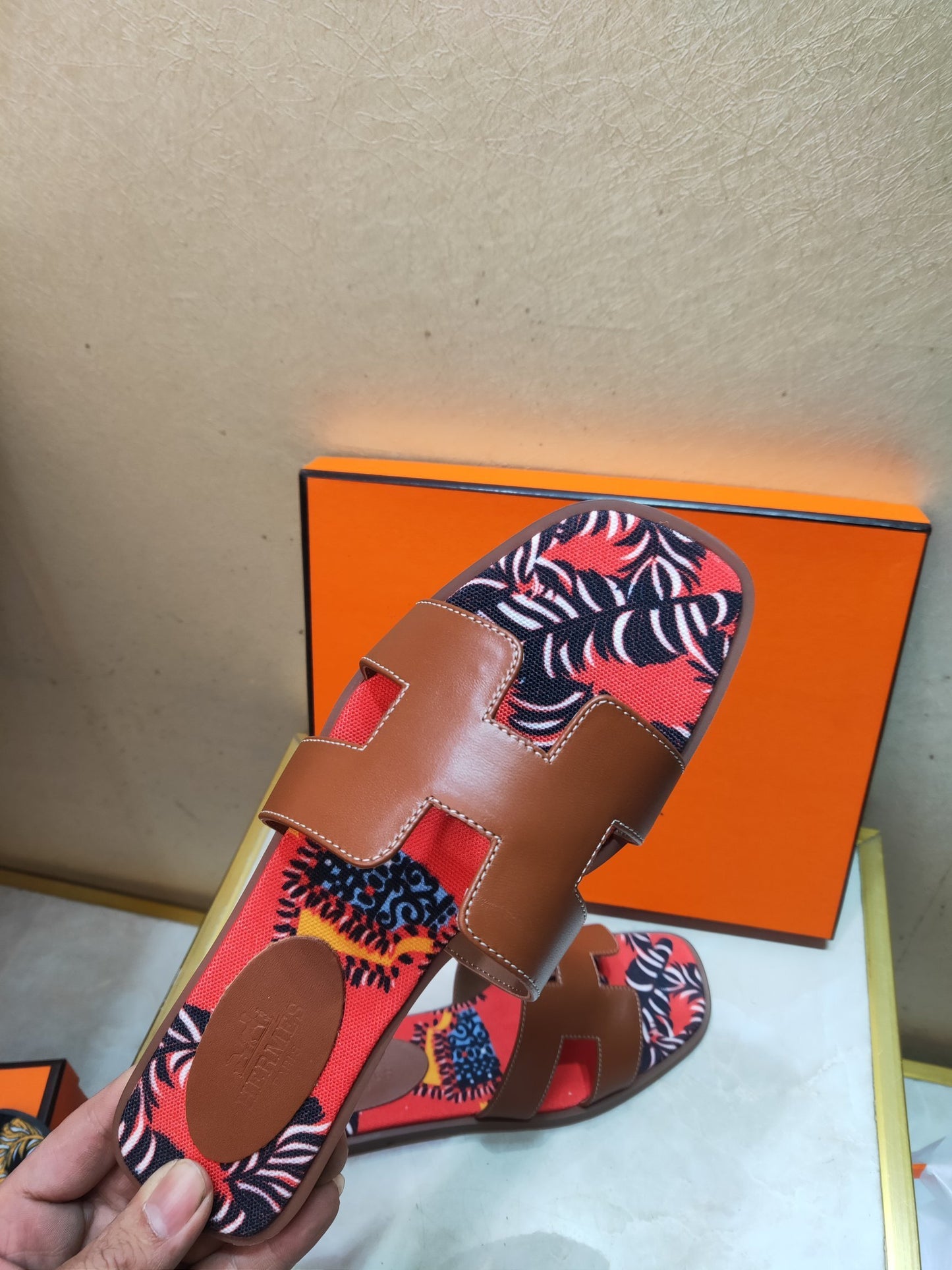 Hermes Women’s Latest H Slippers