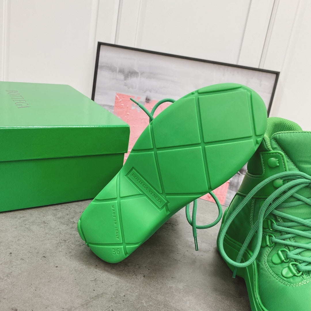 Beverage Lover W164 BV Series Hiking Shoes – Sheepskin Lining