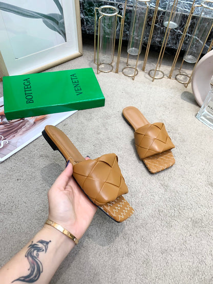 Bottega Veneta Women’s Chunky Woven Flat Sandals