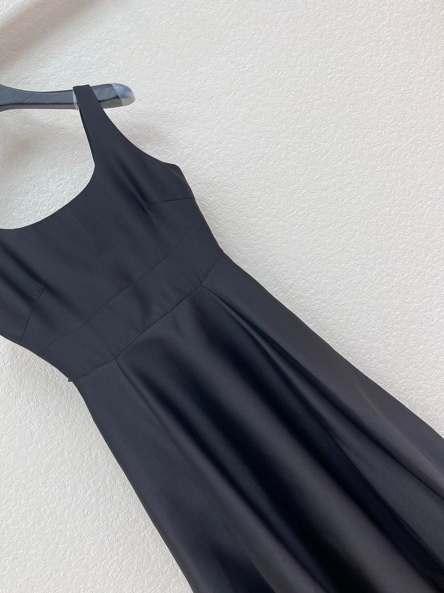 Dior Hepburn-Style Bow-Back Sleeveless Mini Dress