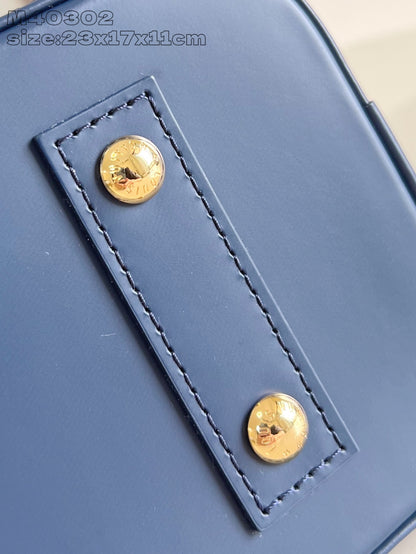 Louis Vuitton Alma BB Epi Leather Bag