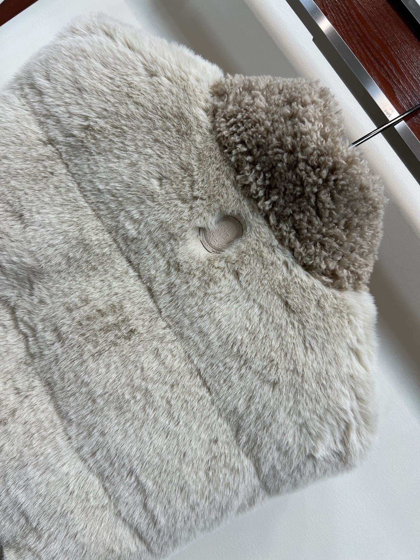 Early Autumn Plush Belted Down Vest Stylish & Unisex