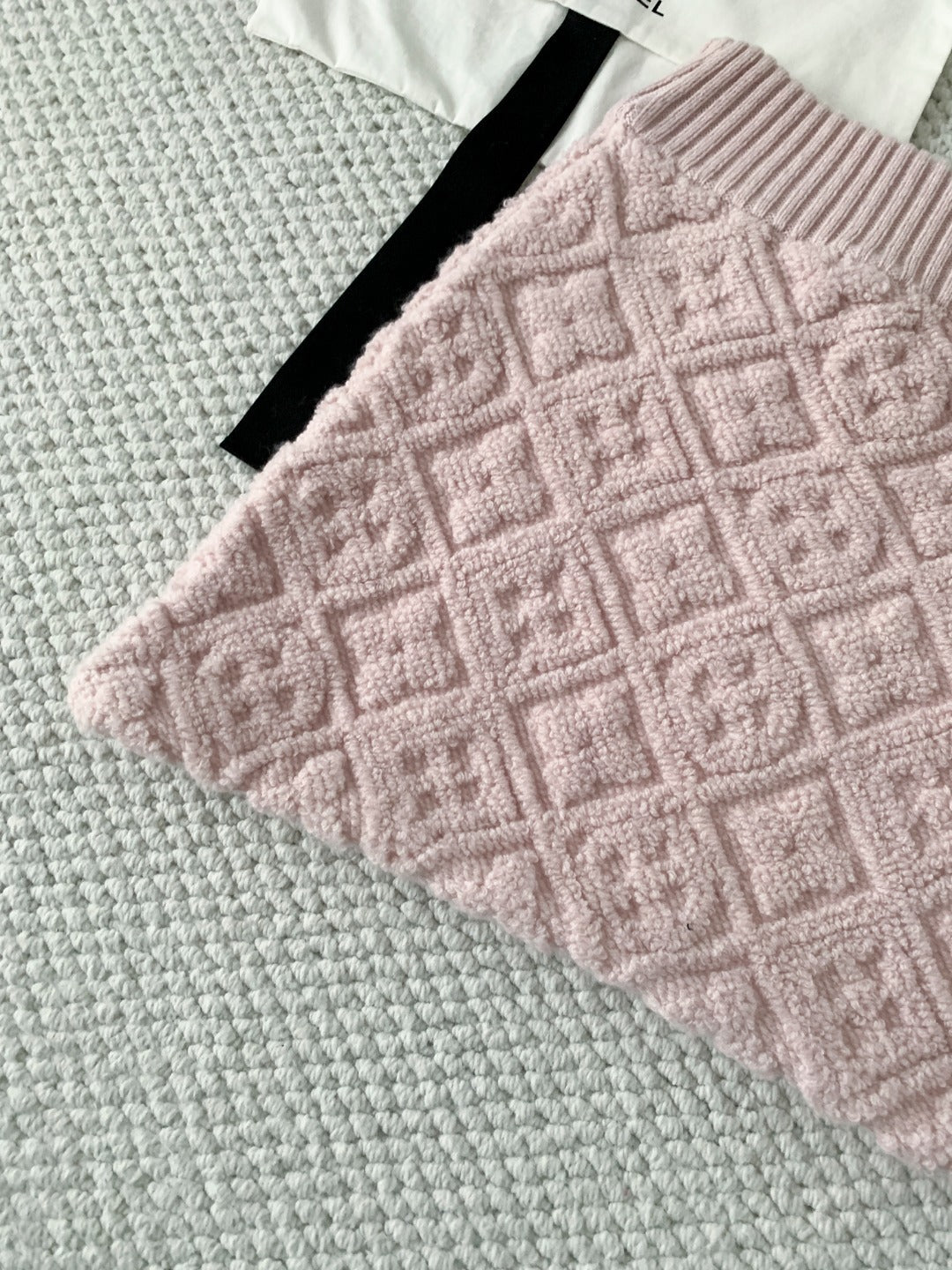 LV Women’s Cashmere Wool Jacquard Terry Sweater Set