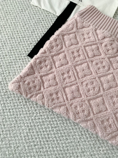 LV Women’s Cashmere Wool Jacquard Terry Sweater Set