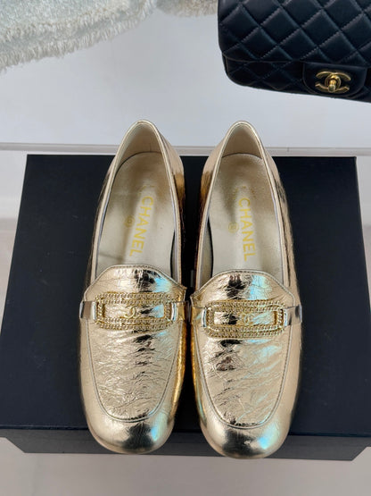 CHANEL 25C Double C Chain Buckle Chunky Heel Loafers