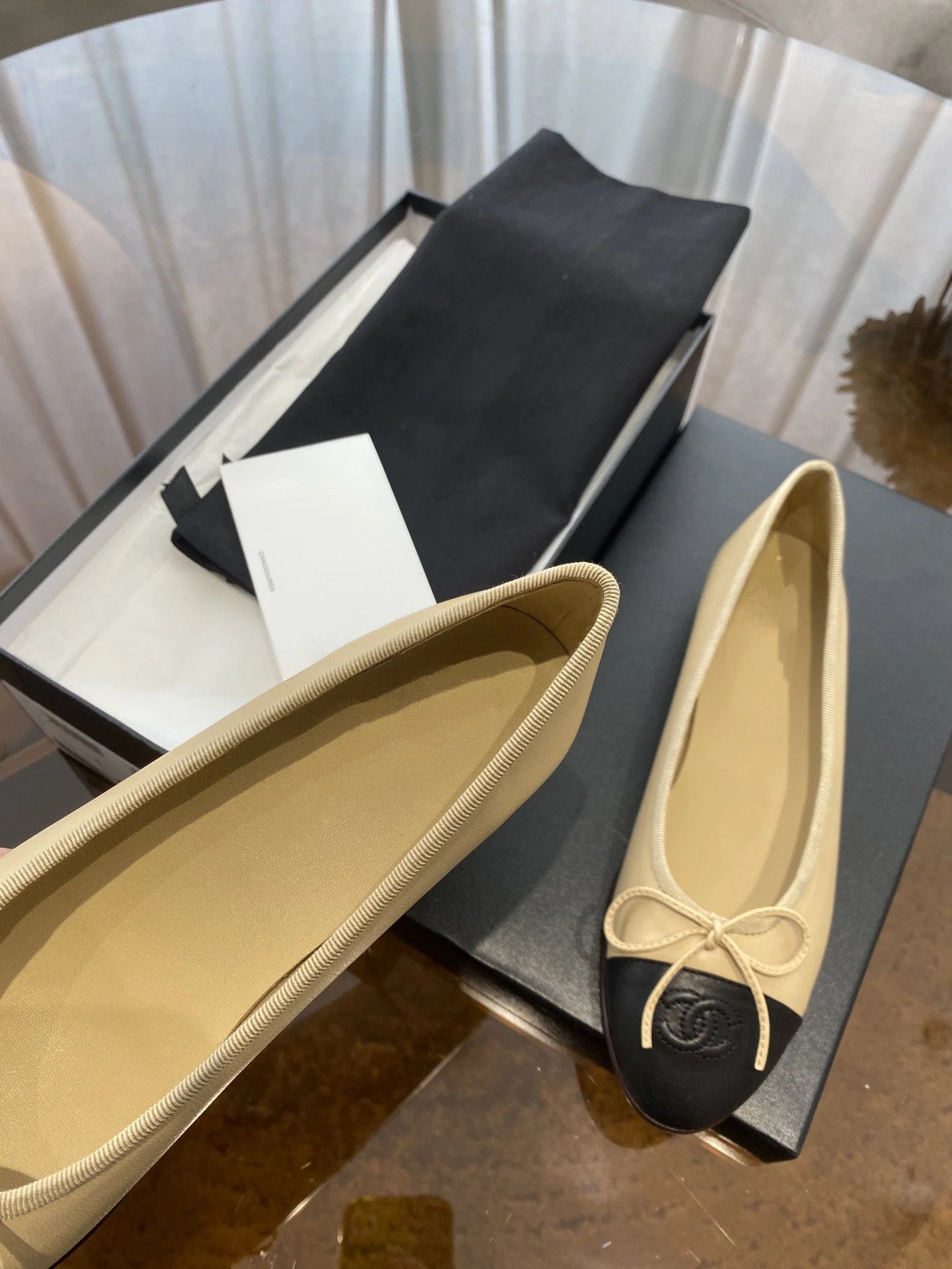 Ballet Flats Beige Black Lambskin