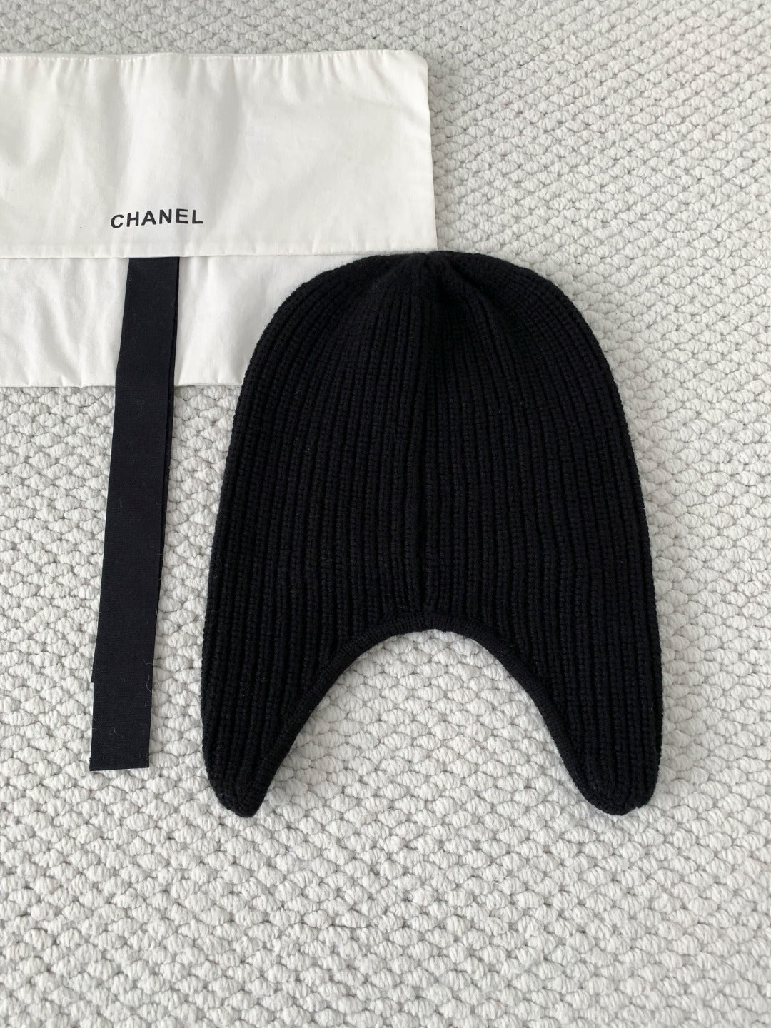 Skiing BEAST Knitted Lei Feng Beanie