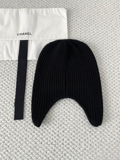 Skiing BEAST Knitted Lei Feng Beanie