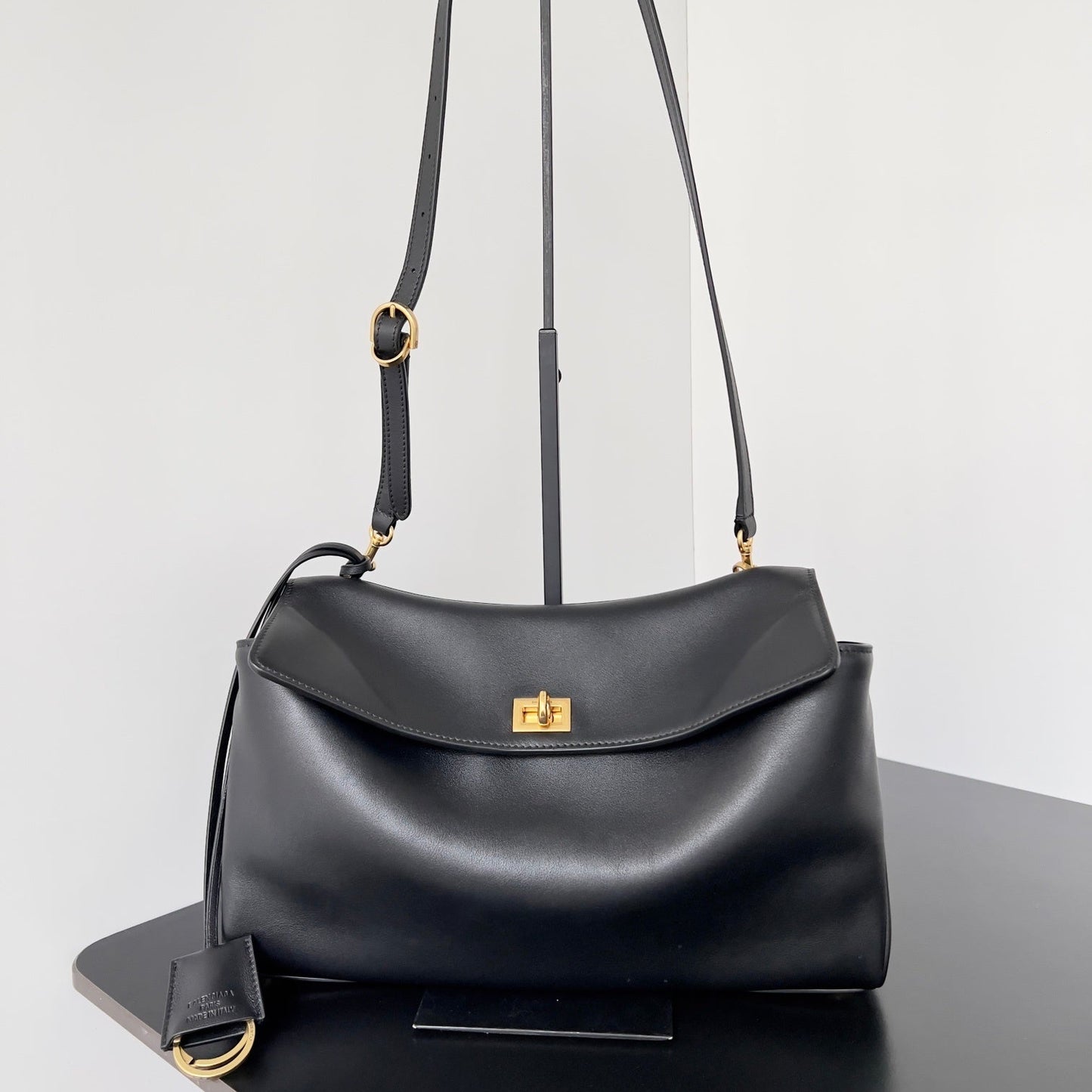 Rodeo Medium Black Leather Handbag for Women
