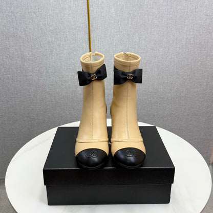 Luxury Celebrity-Favorite Sheepskin Boots