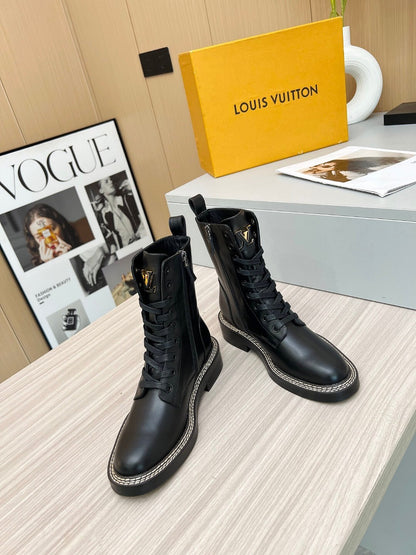 Louis Vuitton Women’s Martin Chelsea Boots