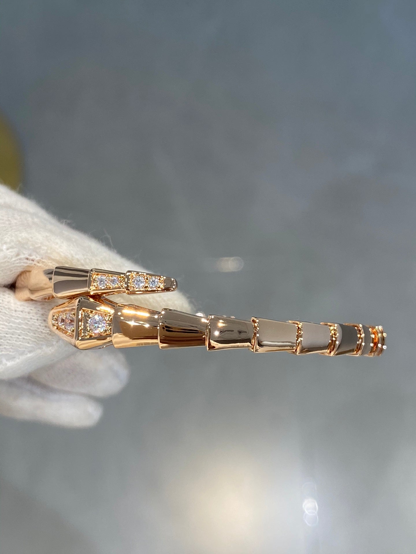 Serpenti Bracelet Diamonds Pink Gold 2