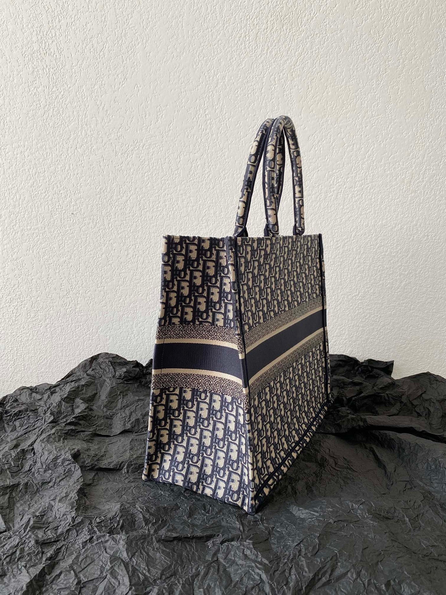 CD Large Book Tote 42cm Oblique Embroidery Calfskin