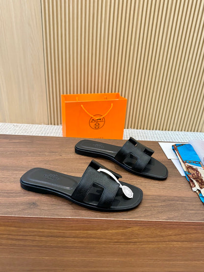 Hermès Full-Coverage Palm Print Slippers