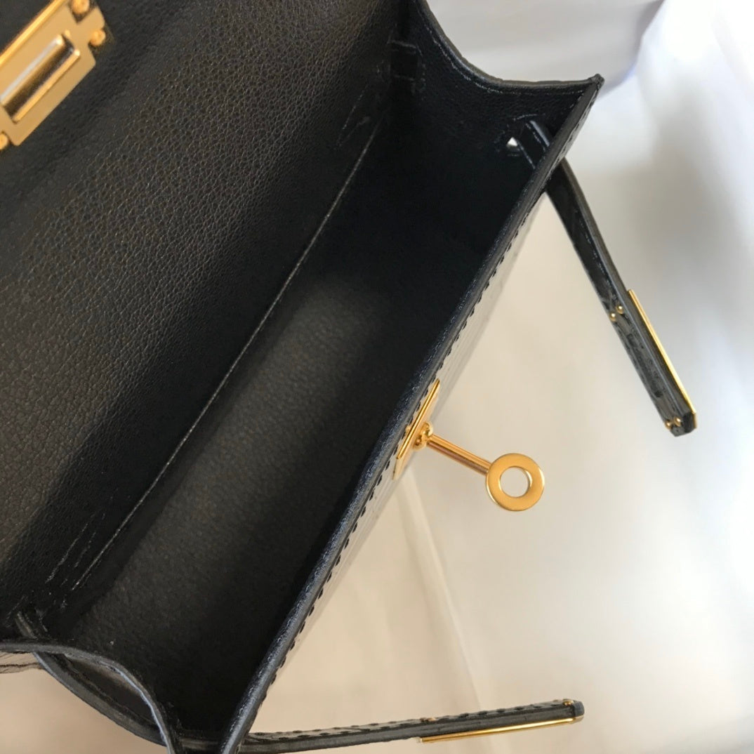 Hermès Kelly Mini 20 Black Shiny Alligator Gold Hardware