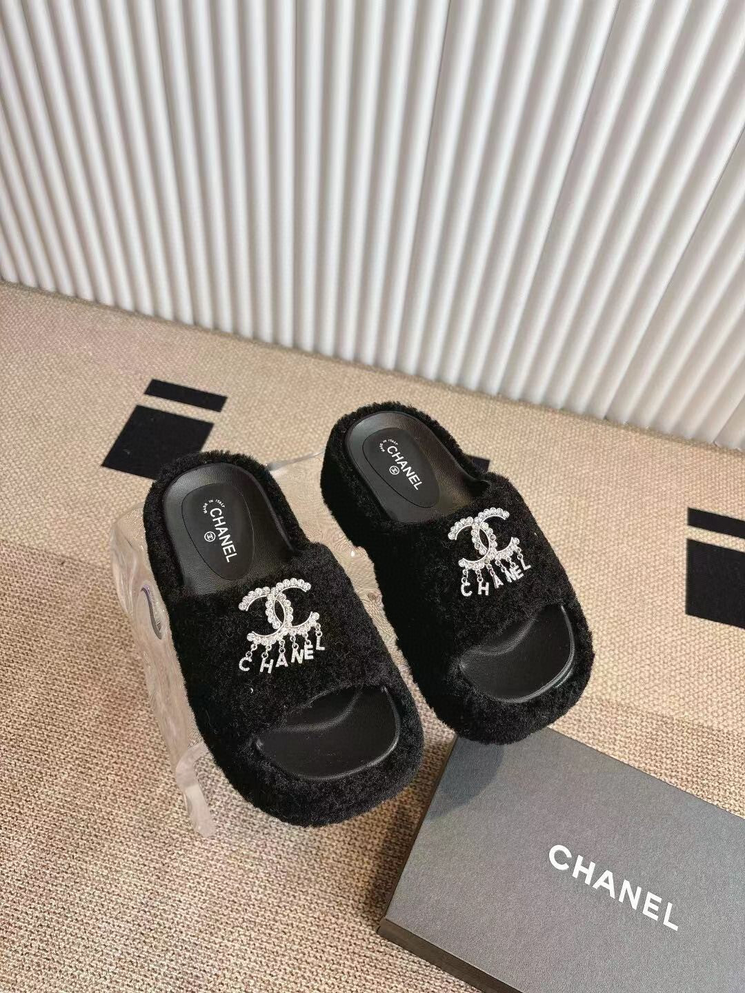 CHANEL 2025 Rhinestone Platform Slingback Sandals