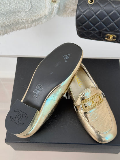 CHANEL 25C Double C Chain Buckle Chunky Heel Loafers