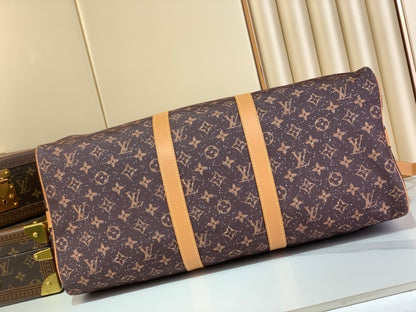 Louis Vuitton Keepall Bandoulière Luxury Travel Bag