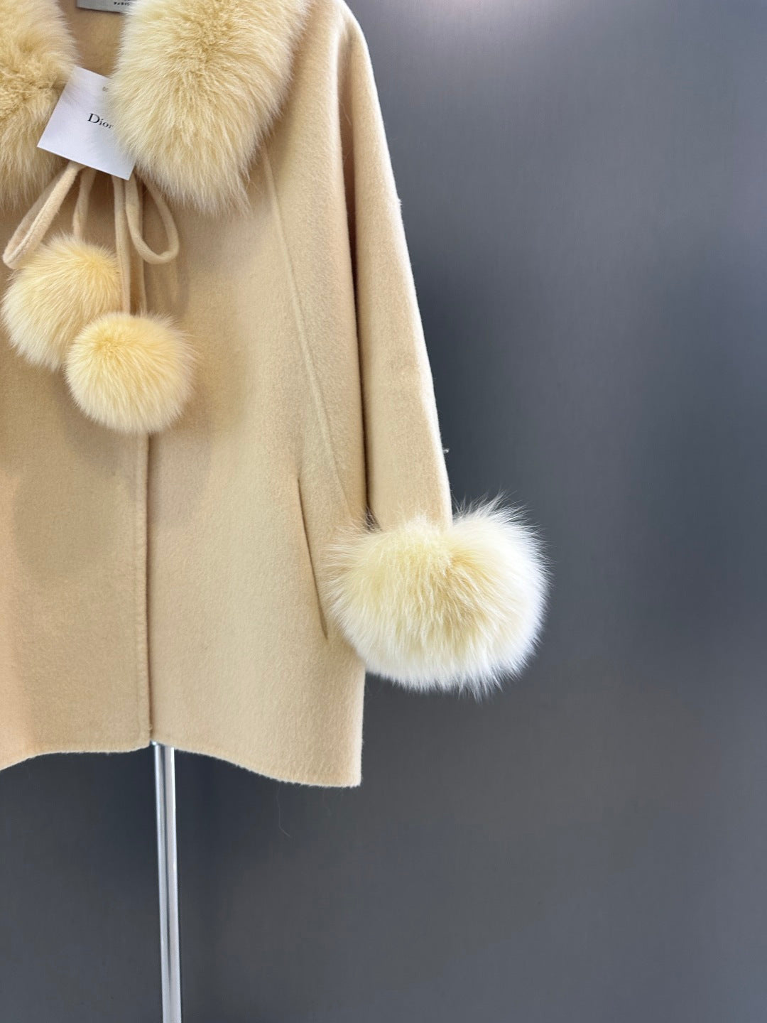 Elegant Wool Coat with Detachable White Fox Fur Collar