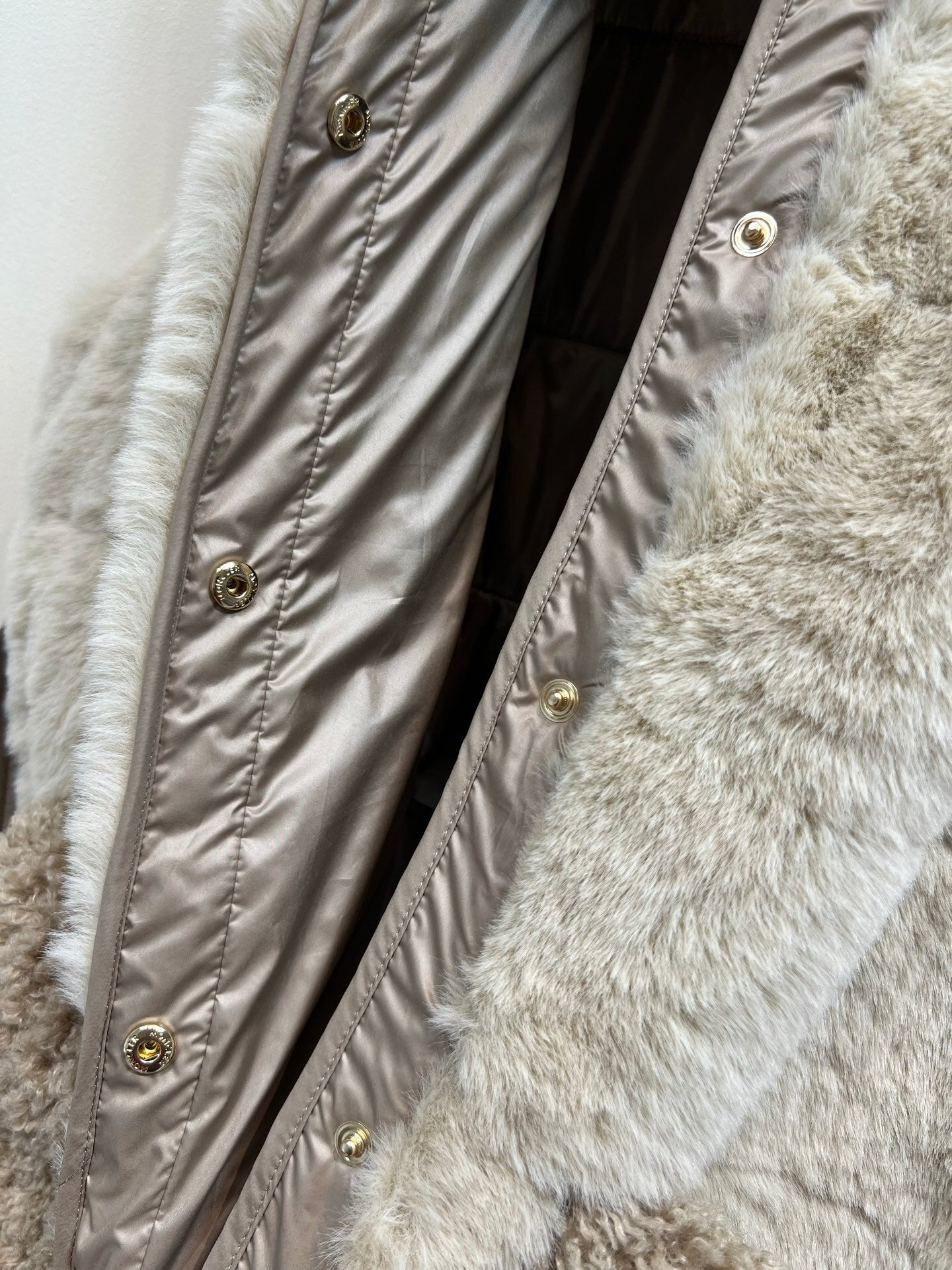 Early Autumn Plush Belted Down Vest Stylish & Unisex