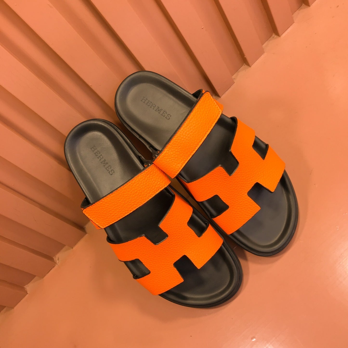 High-Quality Upper W105 H Premium Shoes