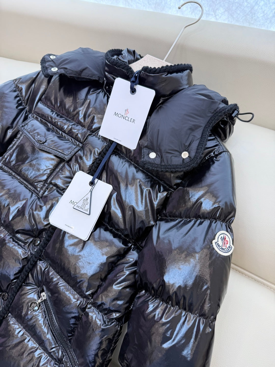 White Goose Down Glossy Puffer Jacket