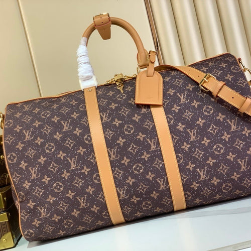 Louis Vuitton Keepall Bandoulière Luxury Travel Bag