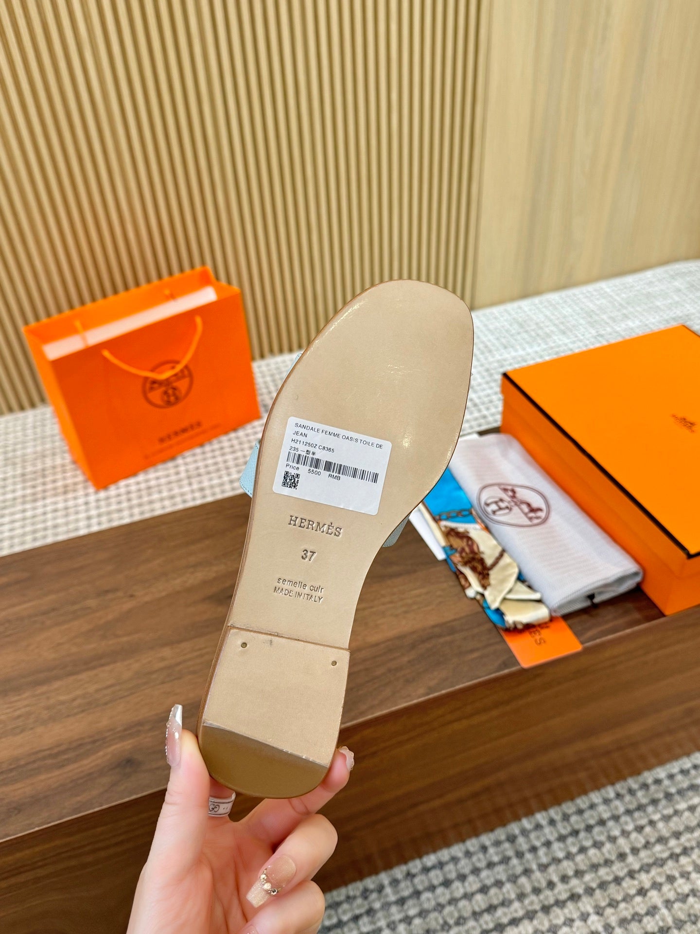 Hermès Full-Coverage Palm Print Slippers