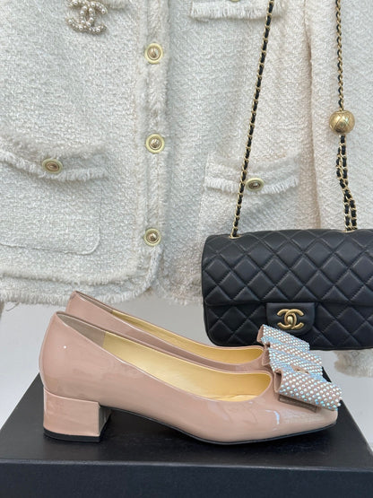 CHANEL 25C Rhinestone Bow Chunky Heel Pumps