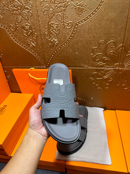 Hermes Oran Leather Slippers