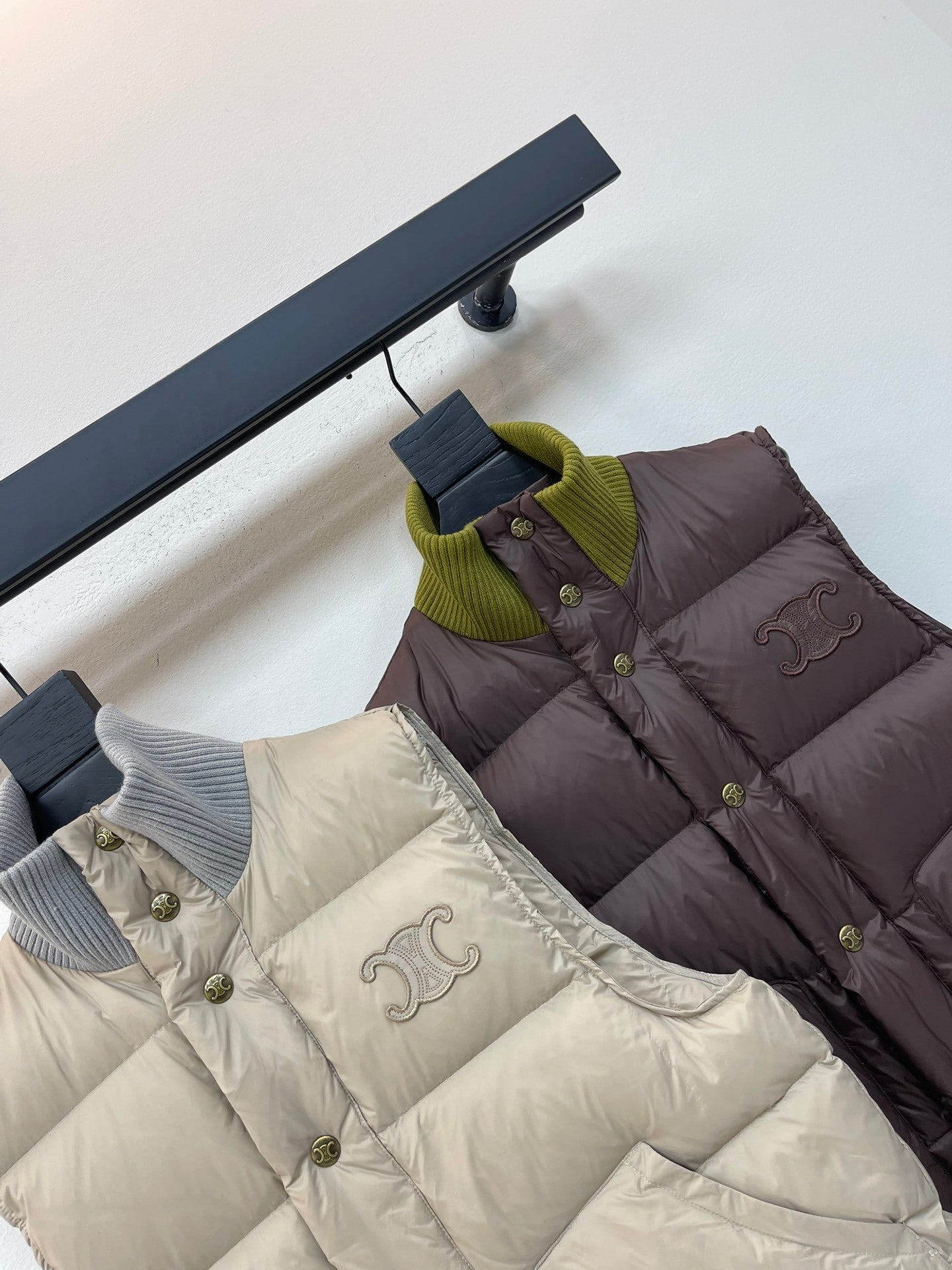 Ribbed Stand Collar Color-Blocked Cotton Vest