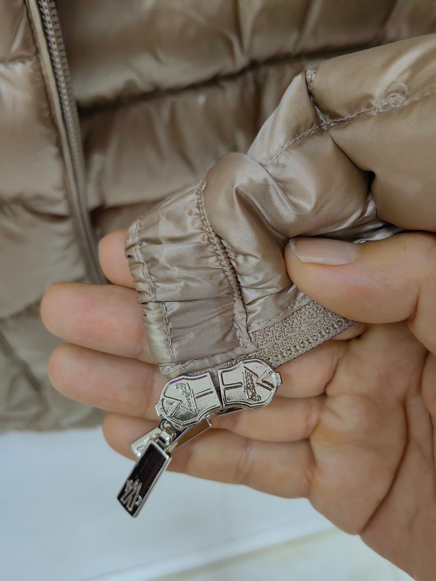 Early Autumn Champagne Down Jacket Best Style