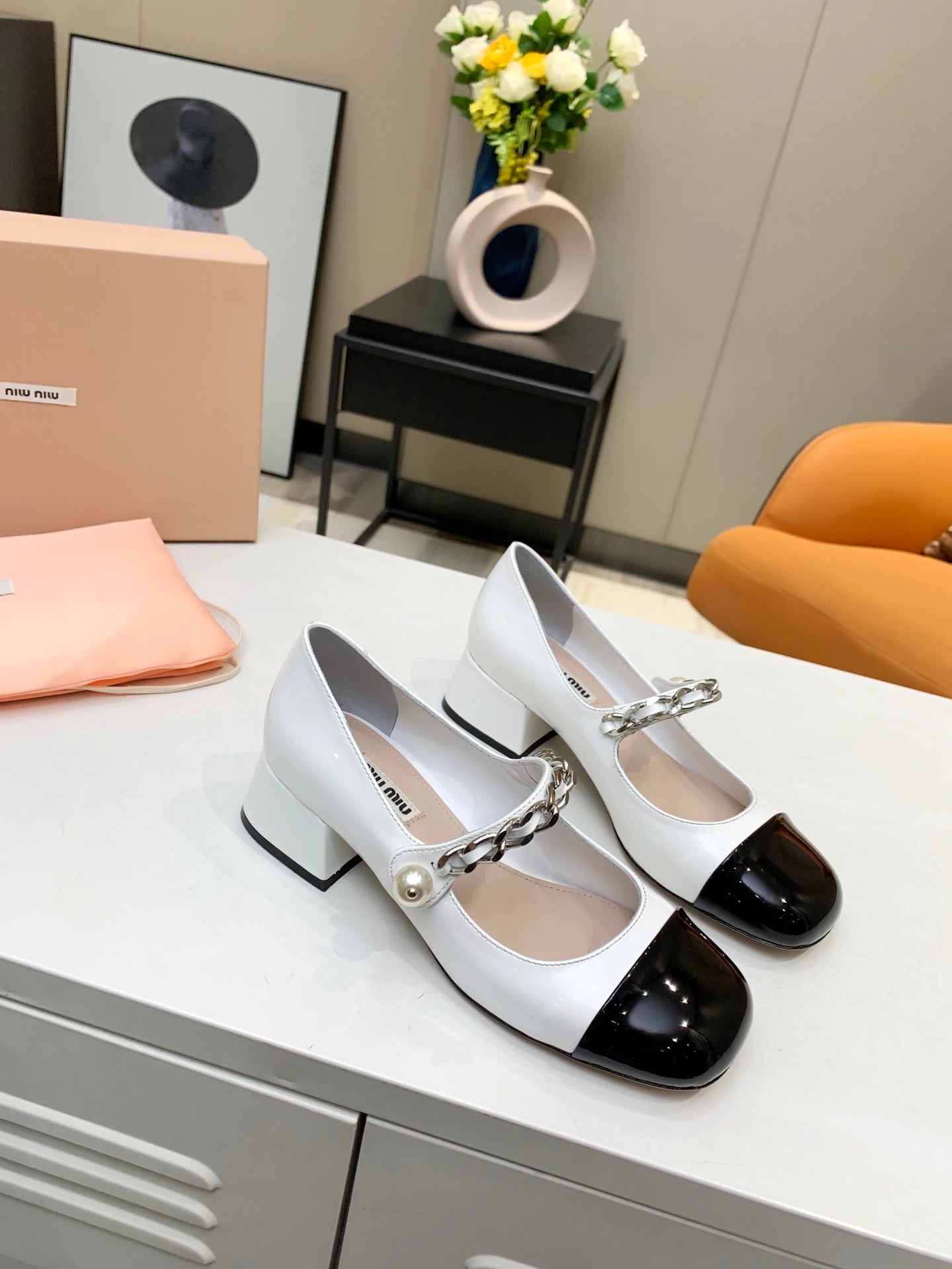 Miu Miu 2021 Square Toe Chunky Heel Shoes