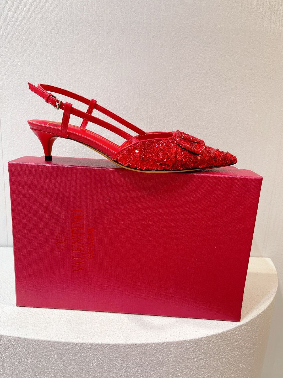 Sequined High-End Spring/Summer Heels