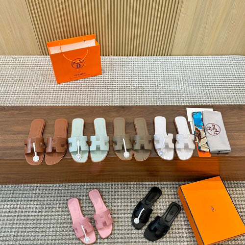 Hermès Full-Coverage Palm Print Slippers