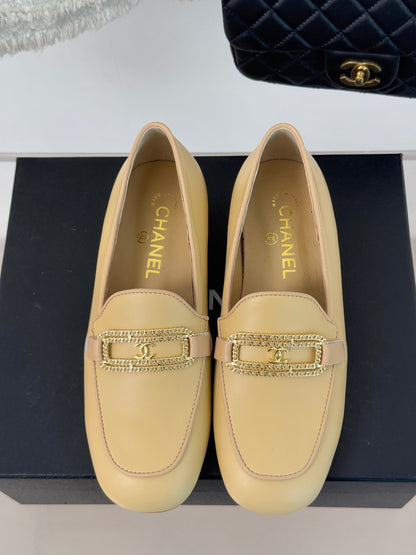 CHANEL 25C Double C Chain Buckle Chunky Heel Loafers