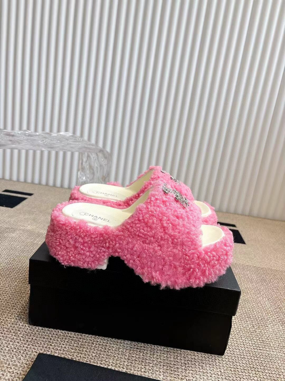 CHANEL 2025 Rhinestone Platform Slingback Sandals