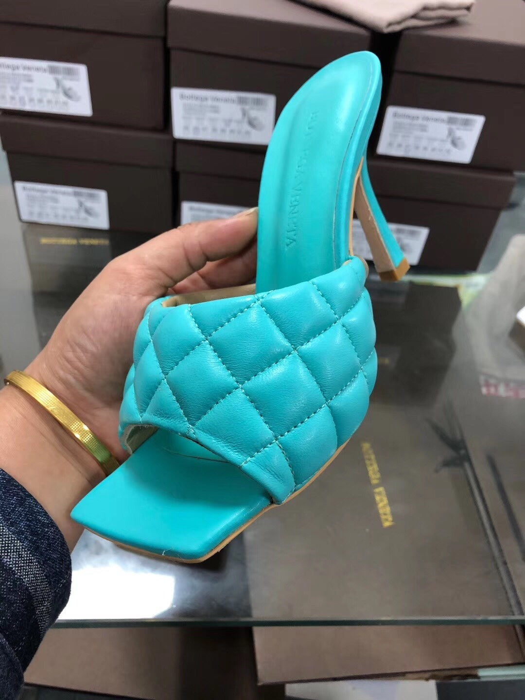 BV Women’s 2020 Spring Embroidered Sheepskin High-Heeled Slippers