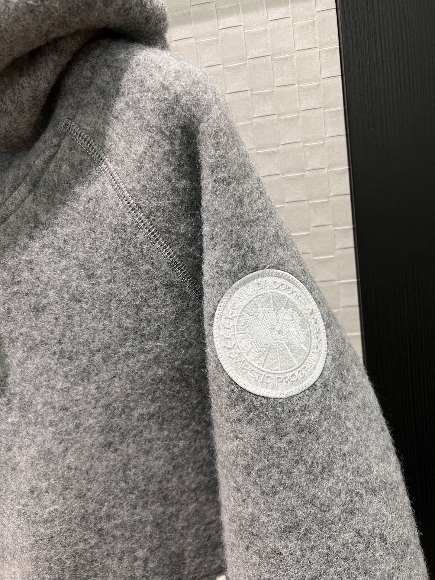 Winter Goose Wool Hooded Jacket Classic Logo