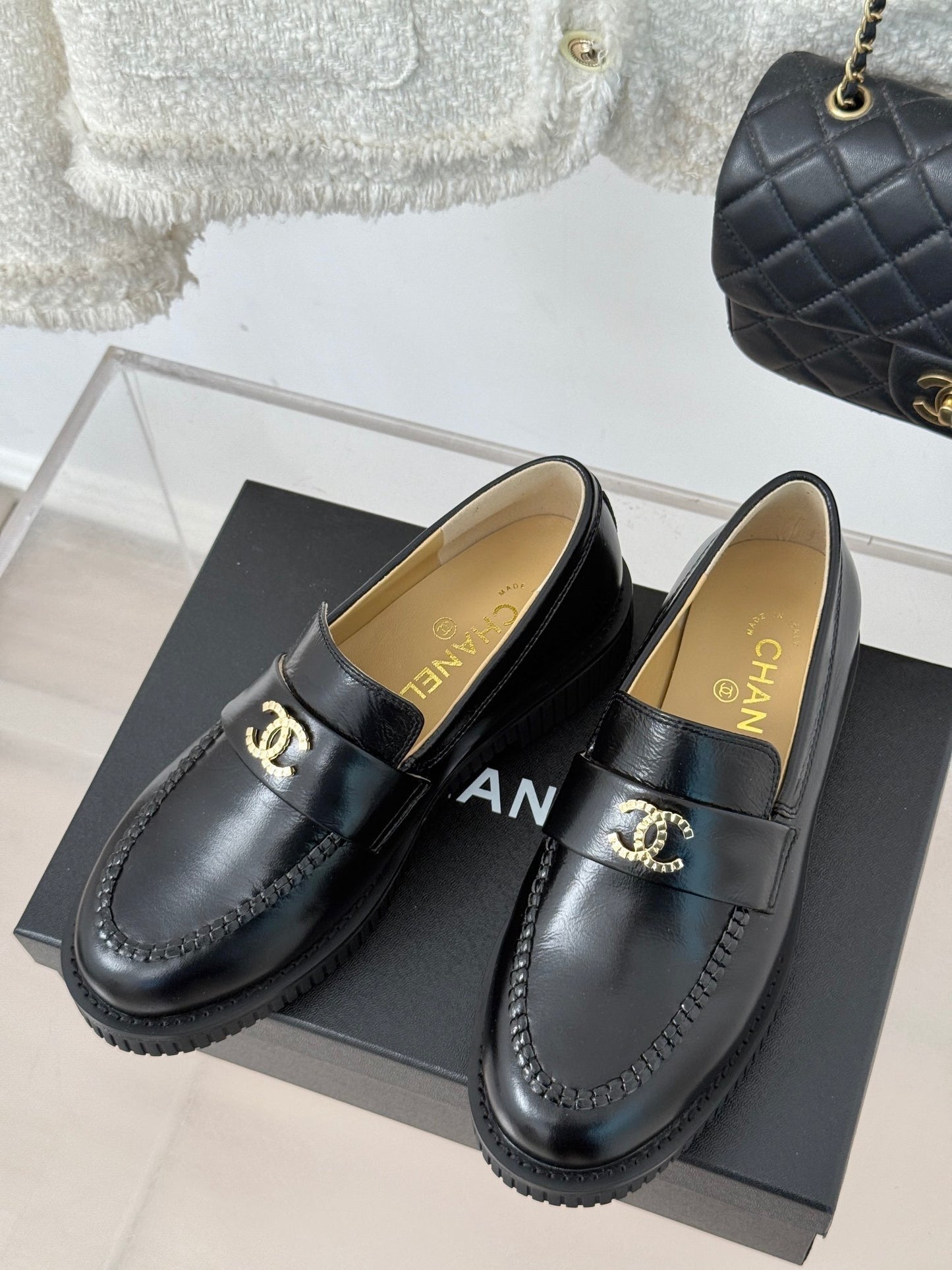 CHANEL Classic Color-Blocked Double C Loafers