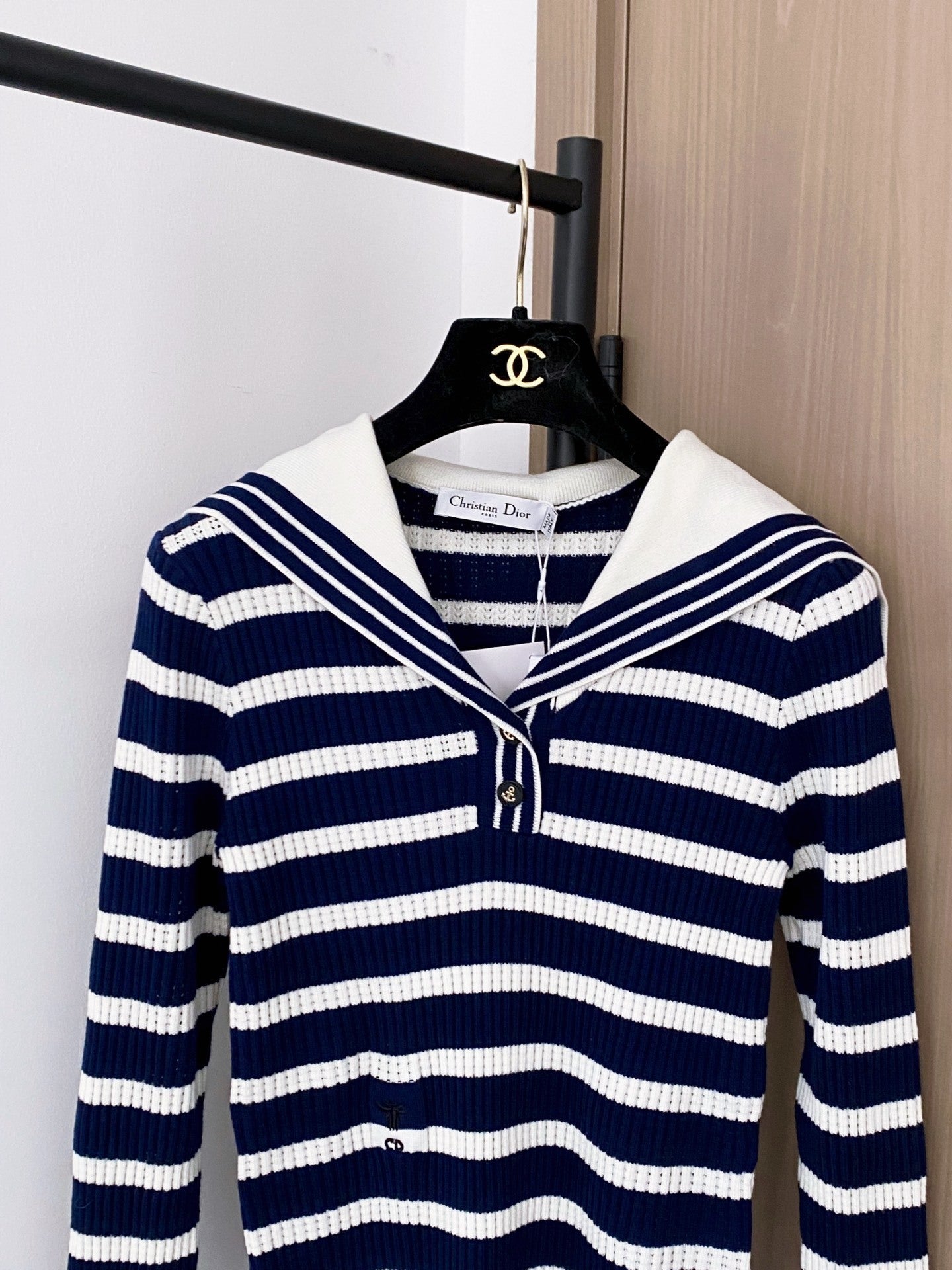 Dior 2025 Two-Tone Navy Collar Long Sleeve Top