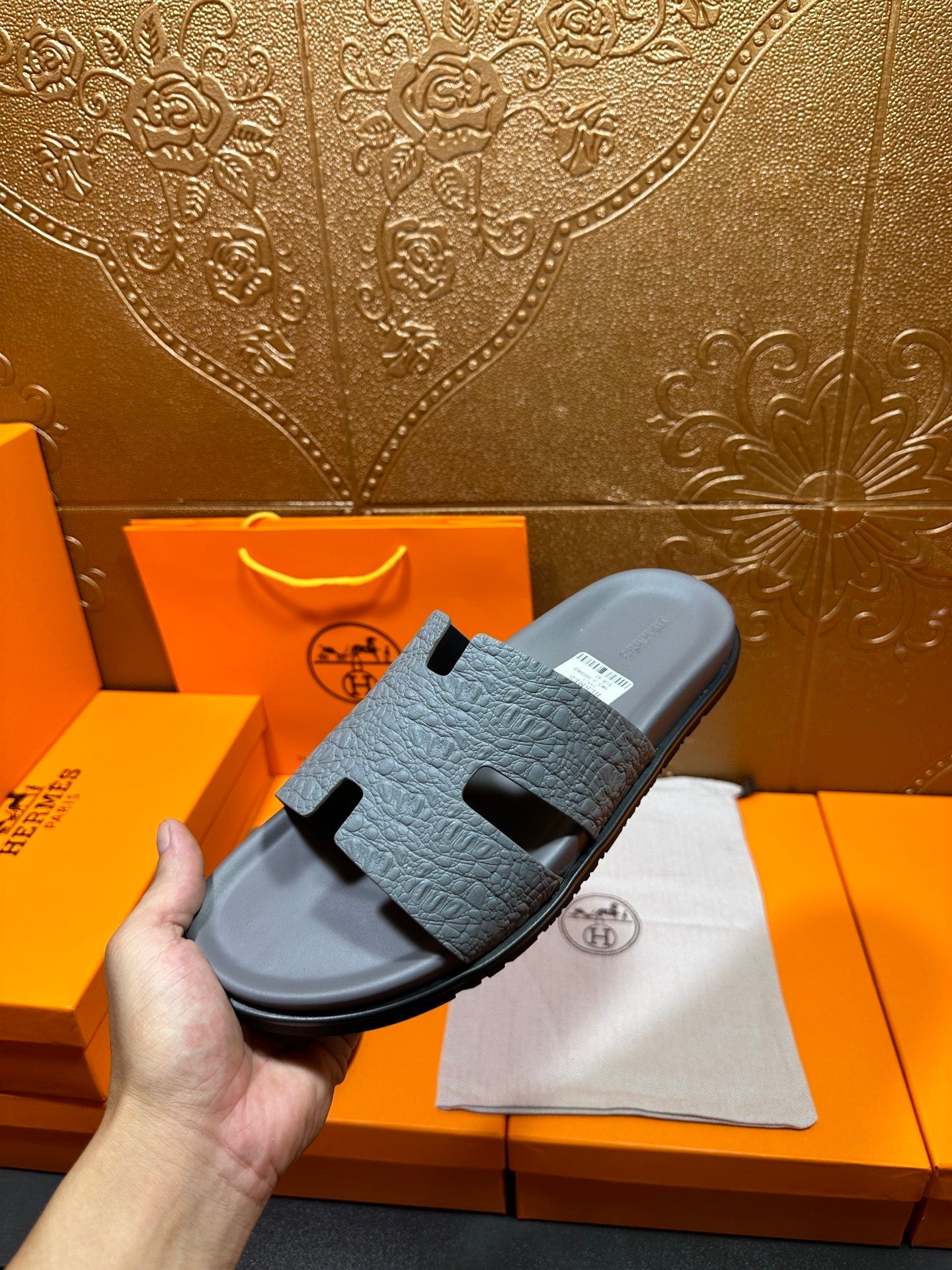 Hermes Oran Leather Slippers