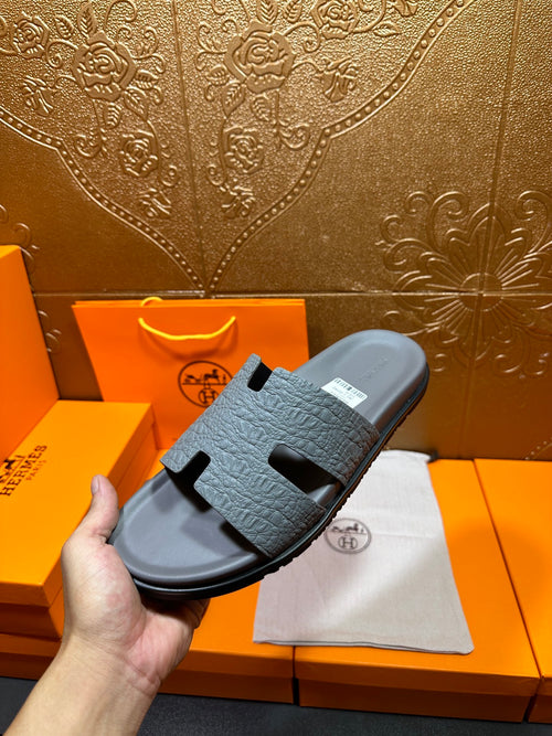Hermes Oran Leather Slippers
