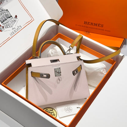 Hermès Kelly Mini 20 Craie & Mauve Pale Epsom Leather Handbag