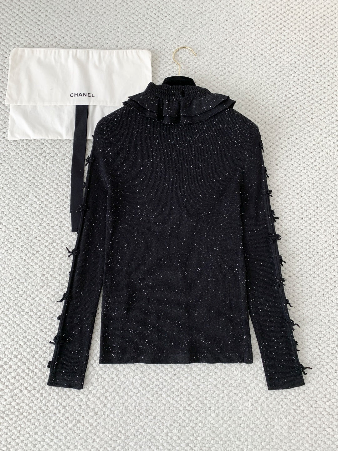 CHANE Silver Bow Knit Cardigan