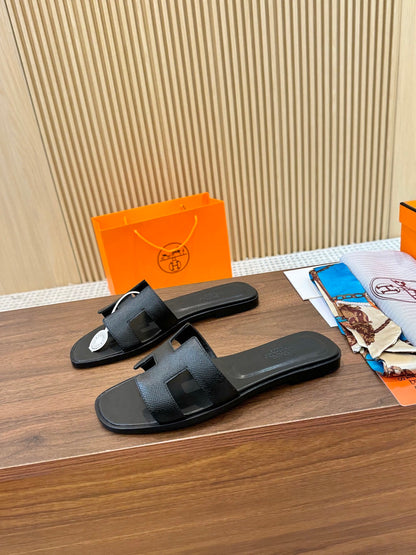 Hermès Full-Coverage Palm Print Slippers