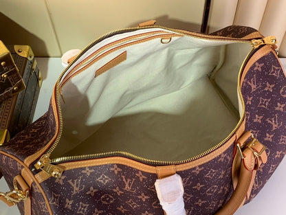 Louis Vuitton Keepall Bandoulière Luxury Travel Bag