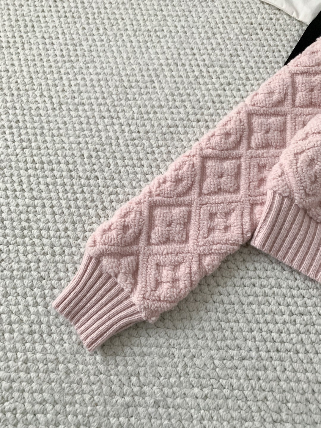 LV Women’s SK-II Cashmere & Wool Jacquard Terry Sweater Set