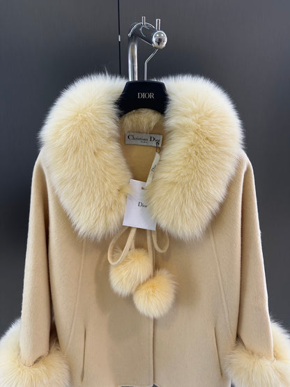 Elegant Wool Coat with Detachable White Fox Fur Collar